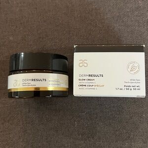 DermResults Glow Cream with Vitamin C